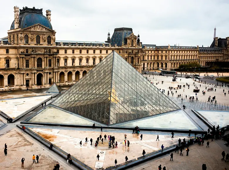 Louvre Museum louvre museum